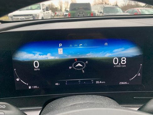 Used 2023 Kia Sportage SX image 10