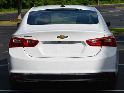 Used 2023 Chevrolet Malibu LS FWD image 6