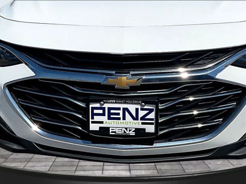Used 2023 Chevrolet Malibu LT FWD image 33