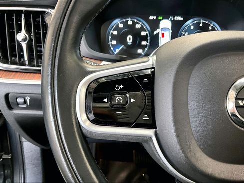 Used 2020 Volvo V60 T5 Cross Country w/ Cross Country Pro Package image 21