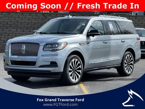 Used 2023 Lincoln Navigator Reserve w/ Equipment Group 201A AWD/4WD image 1