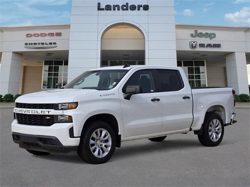 Used 2021 Chevrolet Silverado 1500 Custom image 1