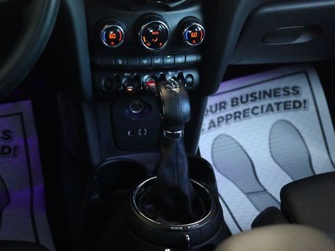 Used 2016 MINI Cooper 2-Door Hardtop FWD image 32