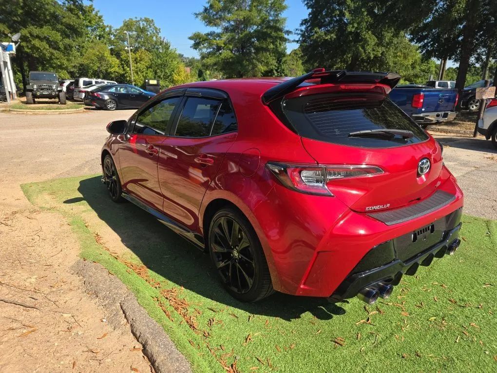 Used 2021 Toyota Corolla SE w/ Special Edition FWD image 7