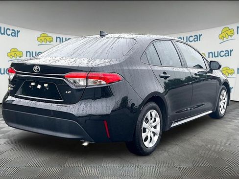 Used 2025 Toyota Corolla LE FWD image 6