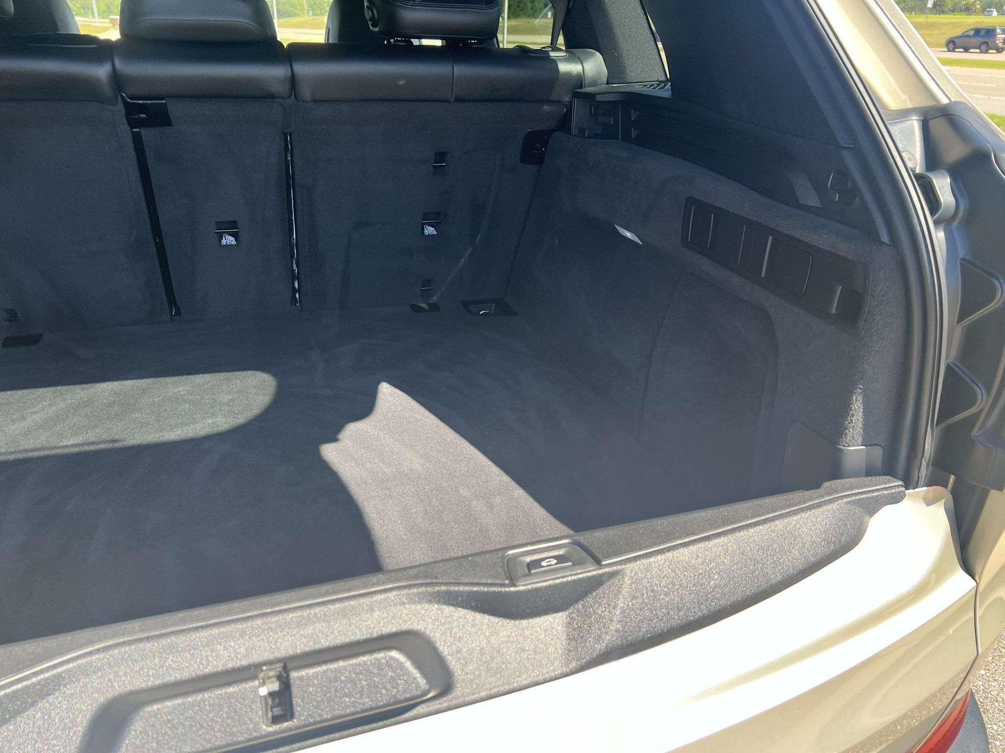 Used 2019 BMW X5 xDrive40i w/ Premium Package 2 AWD/4WD image 11