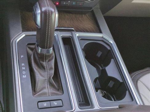 Used 2019 Ford F150 Limited w/ Trailer Tow Package image 12