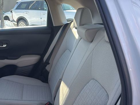 Used 2025 Honda HR-V LX image 31