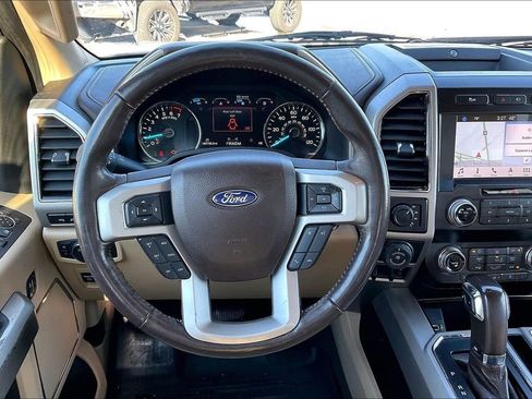 Used 2019 Ford F150 Lariat w/ Equipment Group 502A Luxury image 8