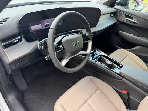 New 2026 Audi Q3 quattro 2.0T AWD/4WD image 14