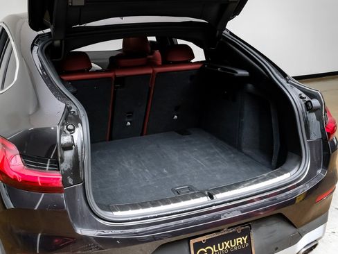 Used 2025 BMW X4 xDrive30i w/ Premium Package image 56