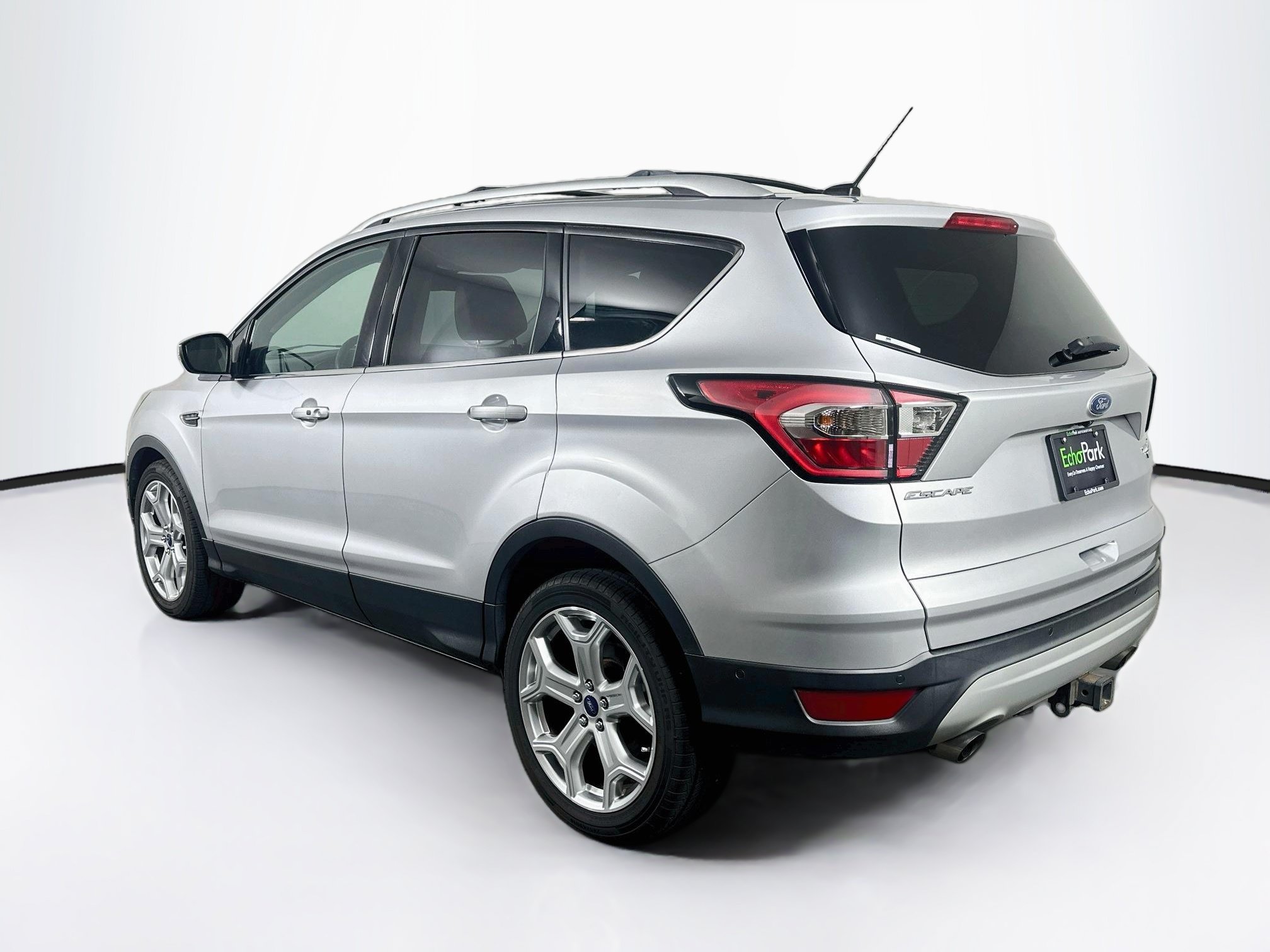 Used 2017 Ford Escape Titanium w/ Equipment Group 301A FWD image 5