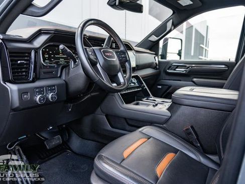 Used 2024 GMC Sierra 2500 AT4 w/ AT4 Preferred Package image 28