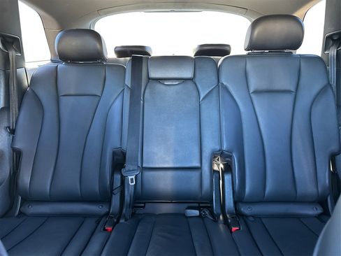 Used 2017 Audi Q7 2.0T Premium Plus w/ Premium Plus Package image 15