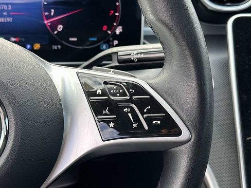 Used 2025 Mercedes-Benz C 300 4MATIC Sedan image 18