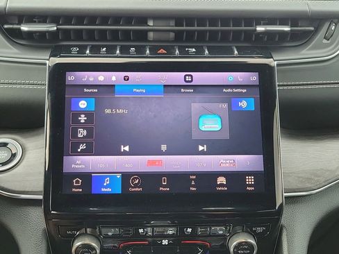 Used 2023 Jeep Grand Cherokee L Overland AWD/4WD image 31