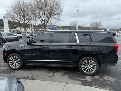 Used 2021 GMC Yukon XL Denali w/ Advanced Technology Package