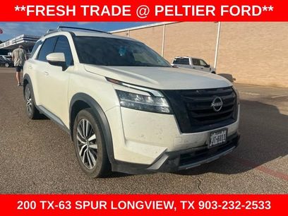 Used 2024 Nissan Pathfinder Platinum