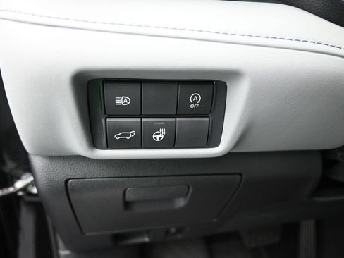 Used 2023 Toyota Highlander Limited AWD/4WD image 22