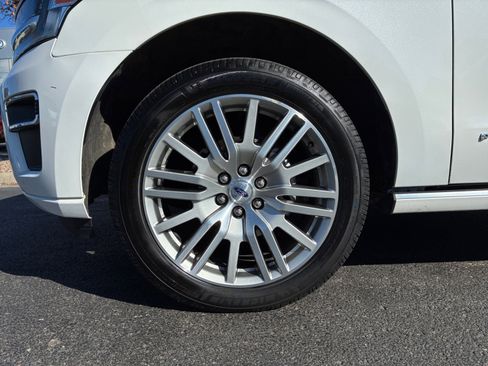 Certified 2023 Ford Expedition Platinum image 26