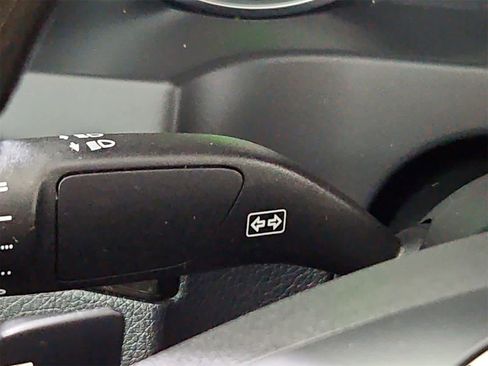 Used 2014 Mercedes-Benz E 350 Cabriolet image 27