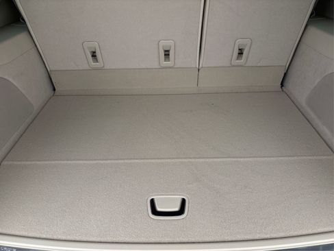 New 2025 Cadillac Escalade ESV Sport Platinum image 11