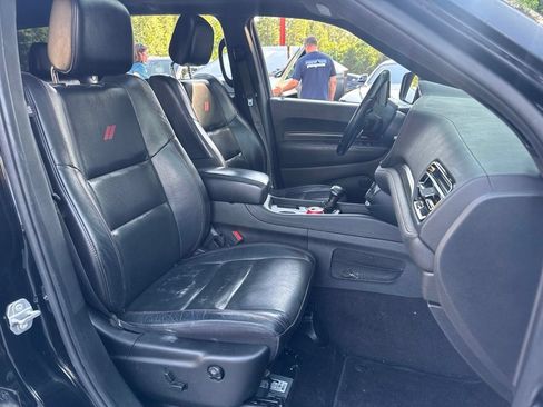 Used 2022 Dodge Durango R/T RWD image 9