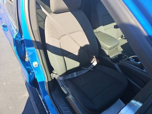 Used 2024 Chevrolet Colorado LT image 16