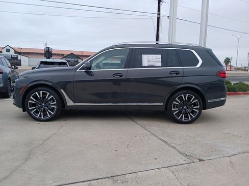 New 2026 BMW X7 xDrive40i AWD/4WD image 6