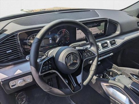 New 2025 Mercedes-Benz GLE 450e 4MATIC image 9