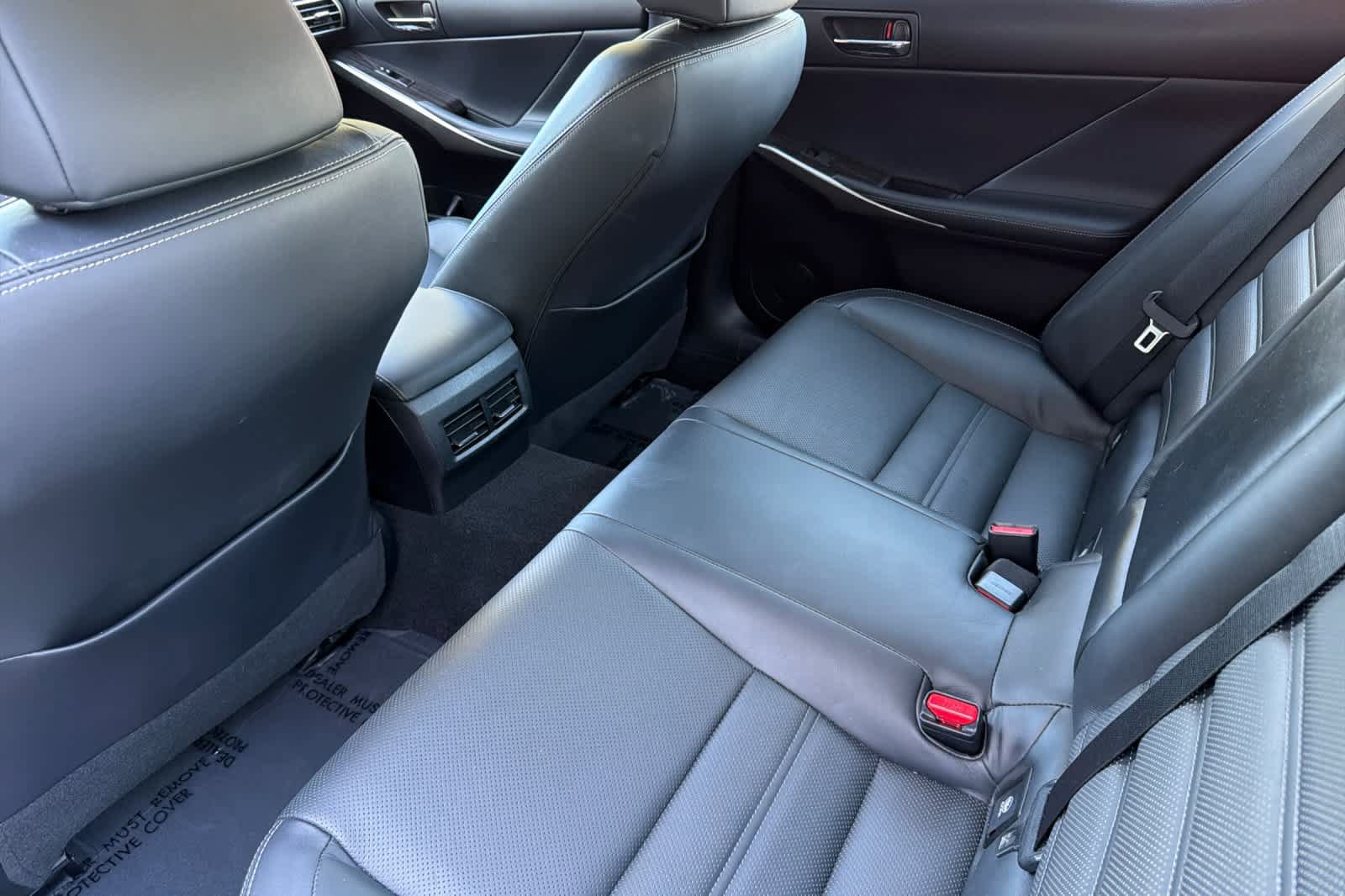 Used 2015 Lexus IS 350 RWD image 4