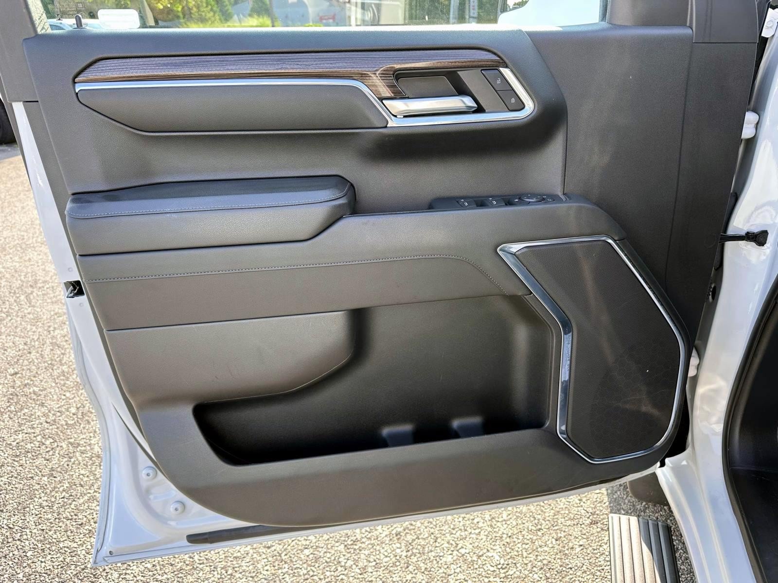Used 2024 Chevrolet Silverado 1500 RST w/ LPO, Liner Protection Package AWD/4WD image 8