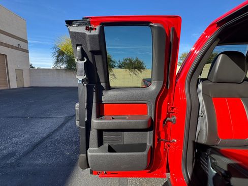 Used 2010 Ford F150 Raptor image 26