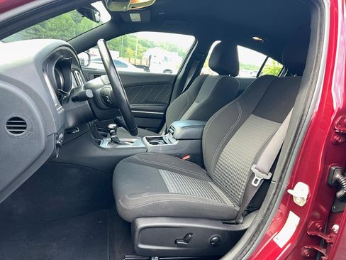 Used 2023 Dodge Charger SXT image 11