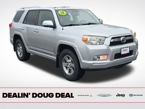 Used 2013 Toyota 4Runner SR5 image 8