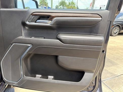 Used 2022 GMC Sierra 1500 Elevation RWD image 17