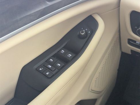 New 2025 Jeep Grand Cherokee Limited w/ Luxury Tech Group II image 17