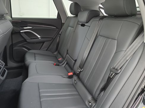 New 2026 Audi Q5 Premium AWD/4WD image 14