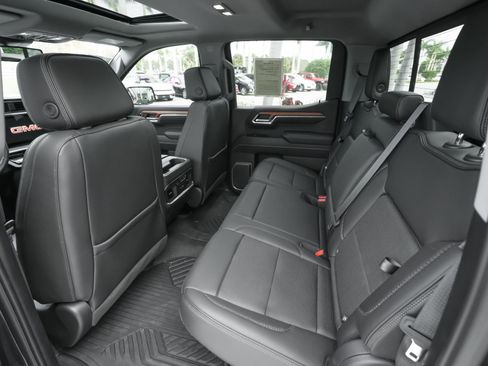 Used 2022 GMC Sierra 1500 Denali image 16