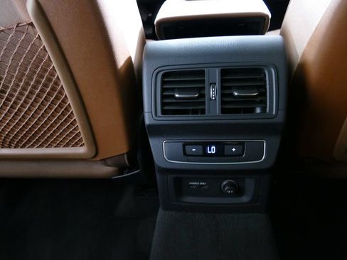 Used 2023 Audi Q5 2.0T Premium Plus w/ Premium Plus Package AWD/4WD image 28