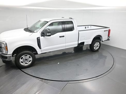New 2026 Ford F350 XLT image 42