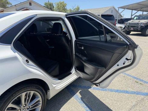 Used 2017 Toyota Camry SE FWD image 26