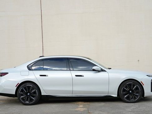Used 2023 BMW 740i RWD image 65