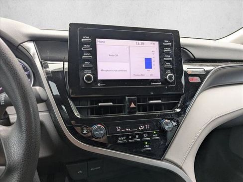 Used 2024 Toyota Camry LE image 10