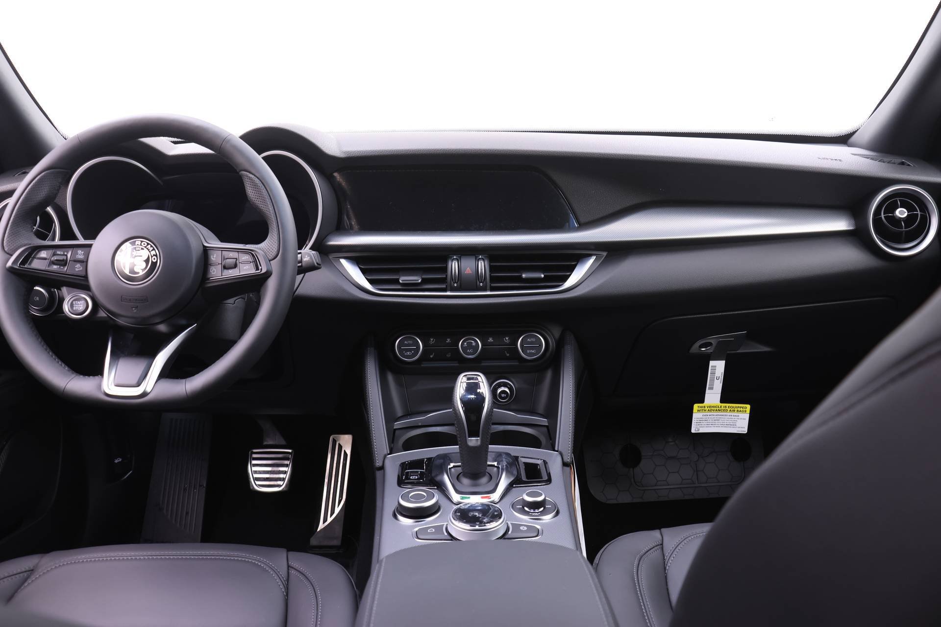 New 2026 Alfa Romeo Stelvio Sprint AWD/4WD image 8