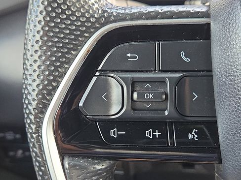 Used 2024 Toyota Tundra Platinum AWD/4WD image 21