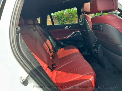 Used 2022 BMW X6 xDrive40i w/ Executive Package AWD/4WD image 34
