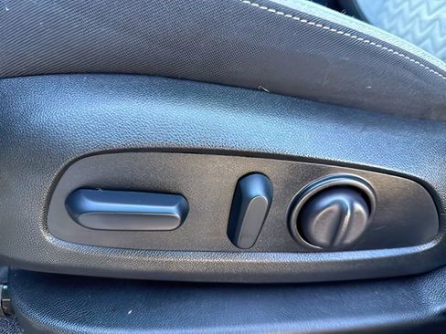 Used 2024 Chevrolet Equinox LS w/ LS Convenience Package image 15