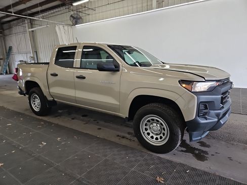 Used 2023 Chevrolet Colorado W/T image 6