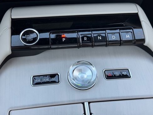 New 2026 Lincoln Navigator Reserve AWD/4WD image 34